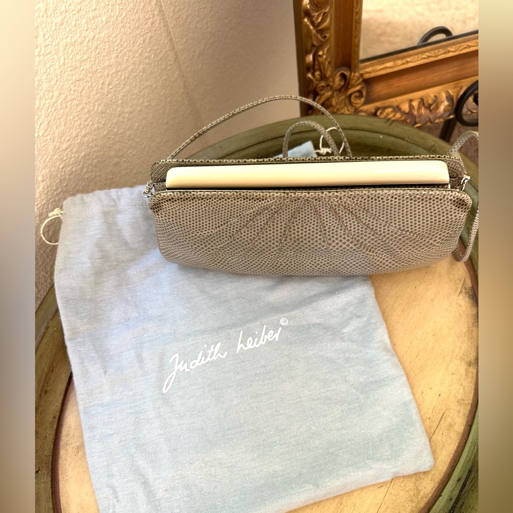 Vintage JUDITH LEIBER Karung Bag
